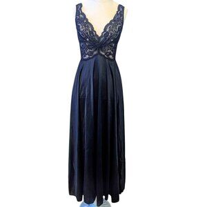 Vintage Olga Lace Satin Nightgown Lingerie Evening Gown 1970’s Black